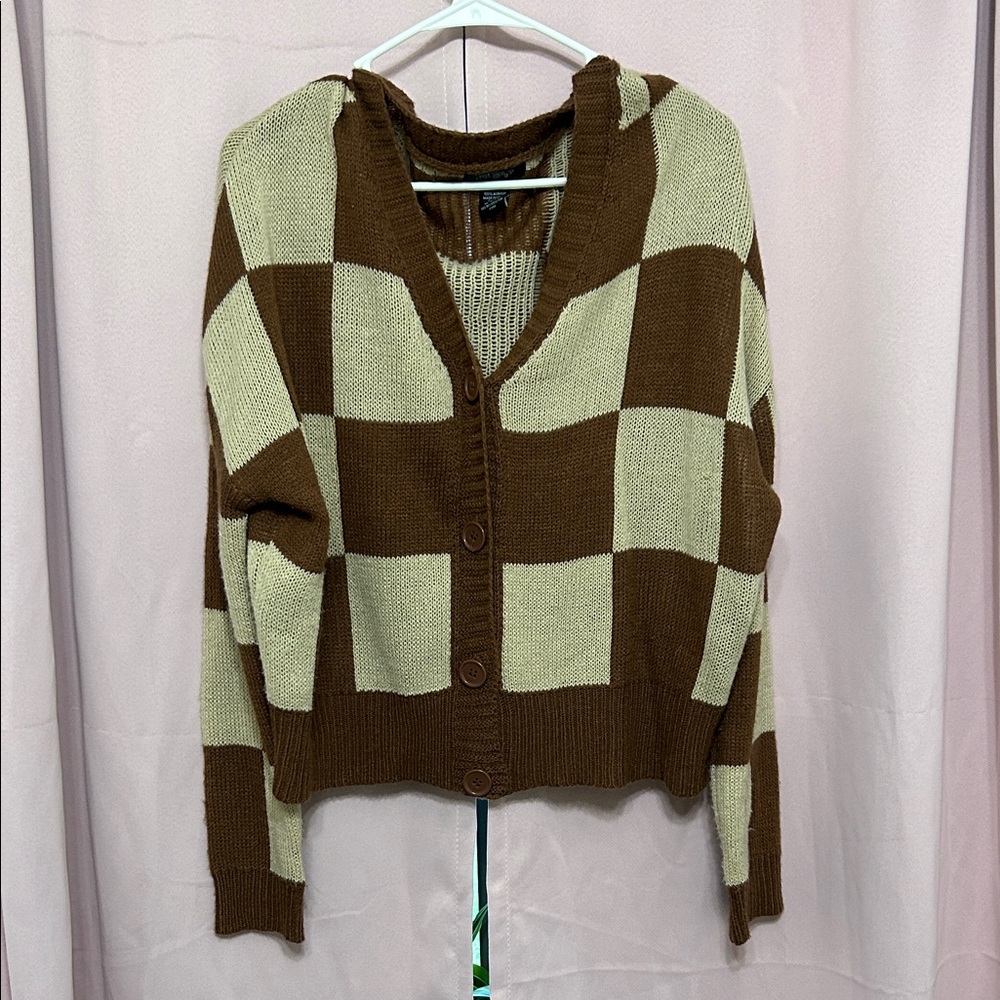 Cozy Brown and Cream Checkered Cardigan